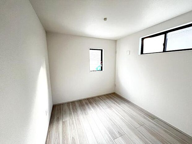 子供部屋にもちょうど良い大きさのお部屋です。