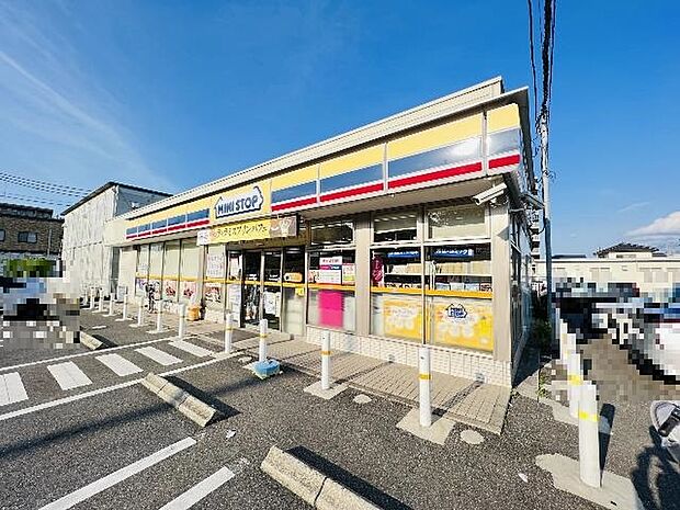 ミニストップ 流山平和台店まで約900m（徒歩12分）