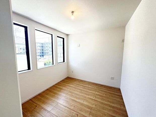 子供部屋にもちょうど良い大きさのお部屋です。