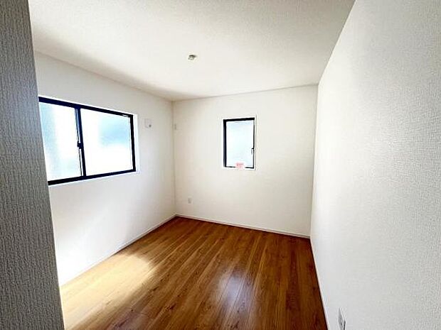 子供部屋にもちょうど良い大きさのお部屋です。