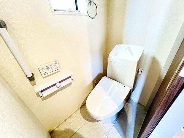 ほっと安らげるトイレ空間です。