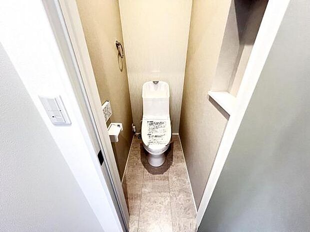 ほっと安らげるトイレ空間です。