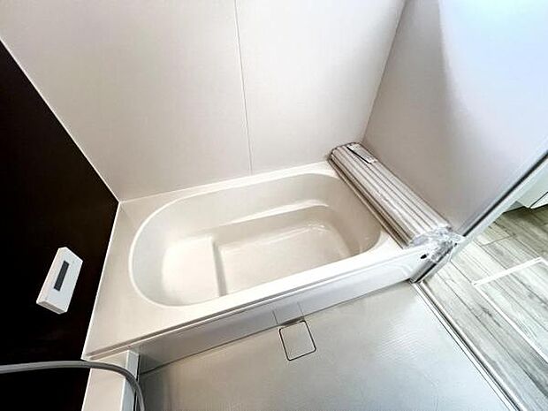 お風呂でほっとひといき。1日の疲れを癒しましょう。
