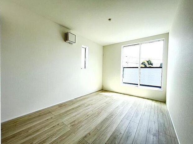 子供部屋にもちょうど良い大きさのお部屋です。