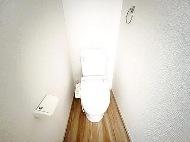 ほっと安らげるトイレ空間です。