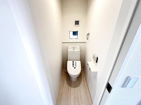ほっと安らげるトイレ空間です。