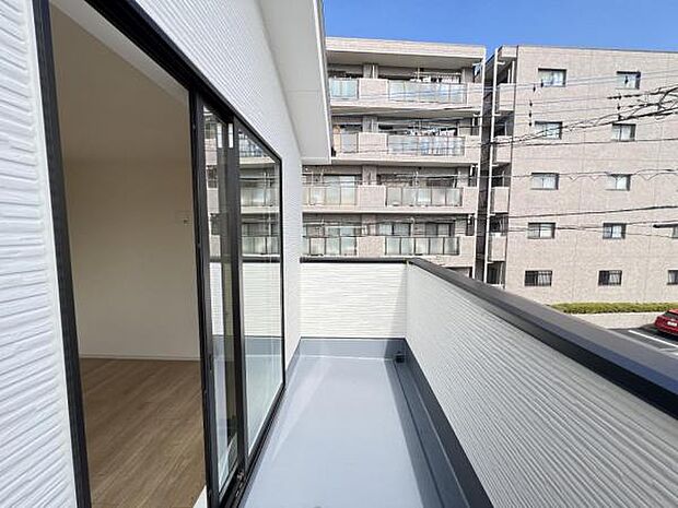 お洗濯ものを気持ち良く太陽の光で干せるのが嬉しいですね。