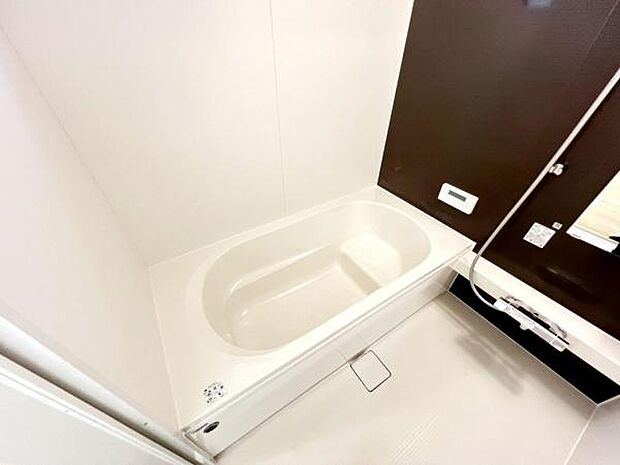 お風呂でほっとひといき。1日の疲れを癒しましょう。