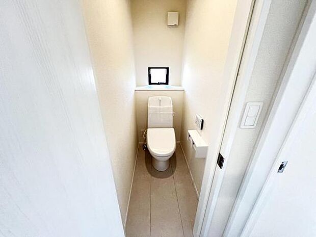 ほっと安らげるトイレ空間です。