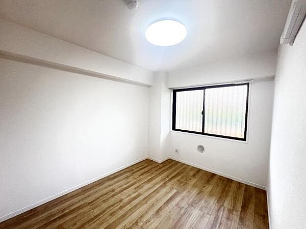 子供部屋にもちょうど良い大きさのお部屋です。