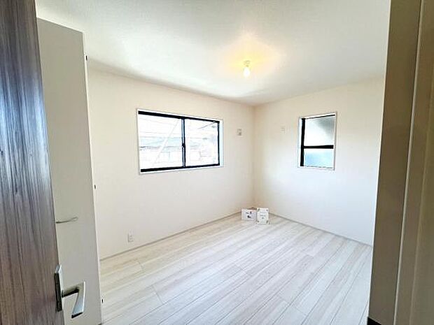 子供部屋にもちょうど良い大きさのお部屋です。