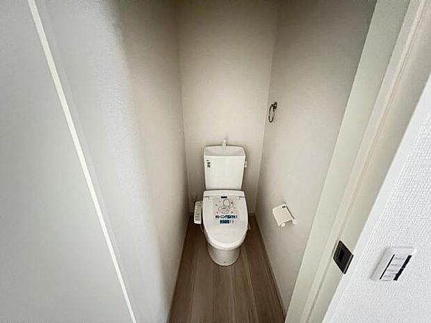 ほっと安らげるトイレ空間です。