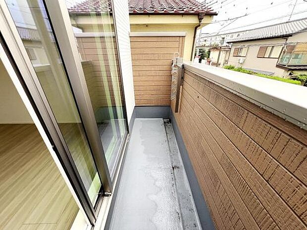 お洗濯ものを気持ち良く太陽の光で干せるのが嬉しいですね。