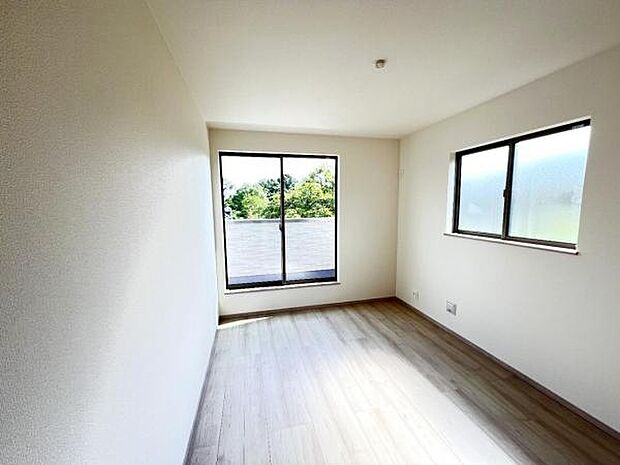 子供部屋にもちょうど良い大きさのお部屋です。