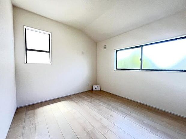 子供部屋にもちょうど良い大きさのお部屋です。