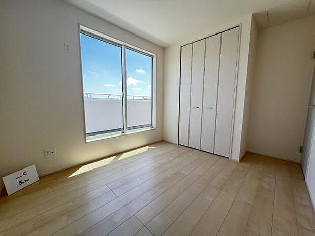 子供部屋にもちょうど良い大きさのお部屋です。