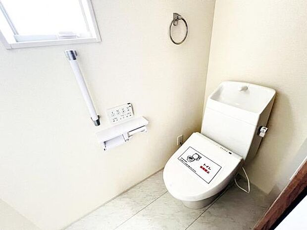 ほっと安らげるトイレ空間です。