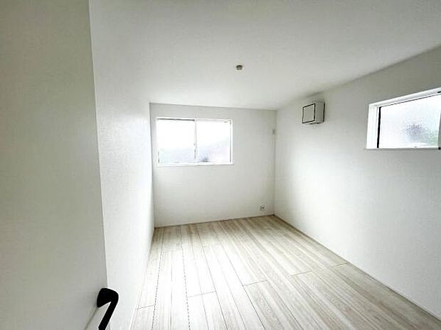 子供部屋にもちょうど良い大きさのお部屋です。