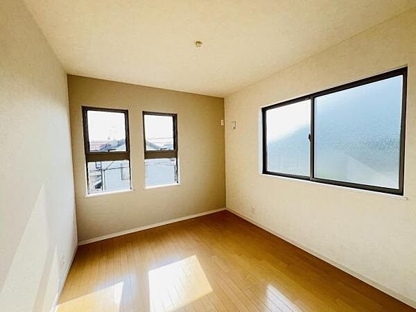 子供部屋にもちょうど良い大きさのお部屋です。