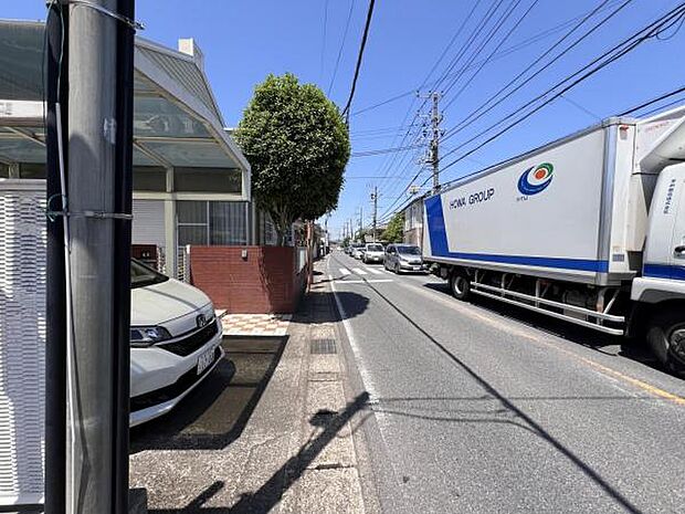 前面道路です。