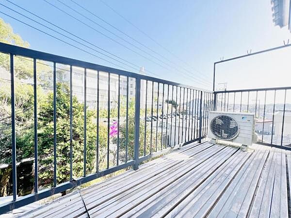 お洗濯ものを気持ち良く太陽の光で干せるのが嬉しいですね。
