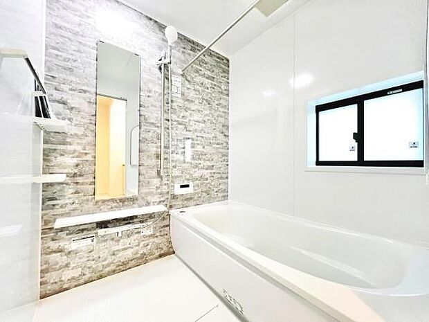 お風呂でほっとひといき。1日の疲れを癒しましょう。