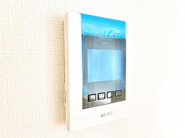 訪問者を確認できるTVモニター付きインターフォンです。