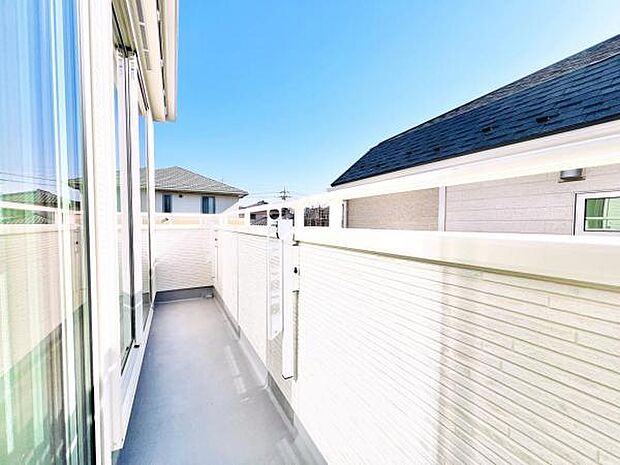 お洗濯ものを気持ち良く太陽の光で干せるのが嬉しいですね。