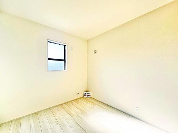 子供部屋にもちょうど良い大きさのお部屋です。