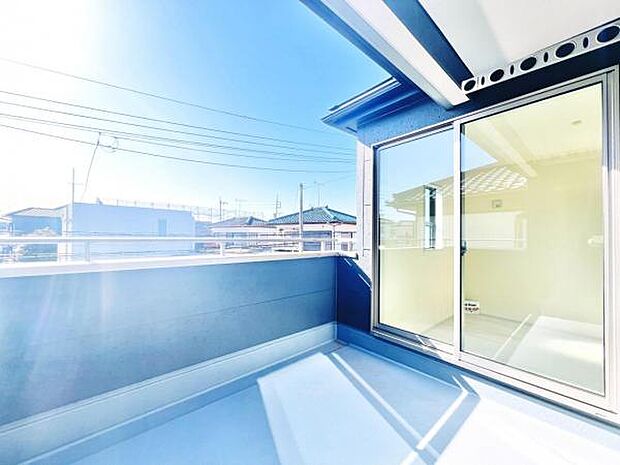 お洗濯ものを気持ち良く太陽の光で干せるのが嬉しいですね。