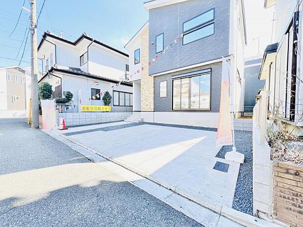 駐車場ももちろん完備しておりますのでお車所有の方にも心強いです。