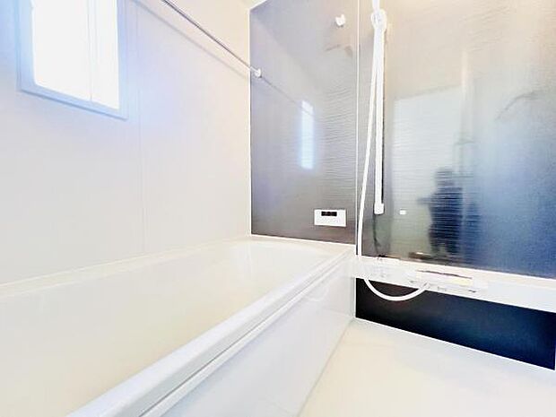 お風呂でほっとひといき。1日の疲れを癒しましょう。