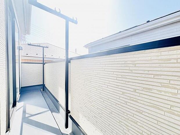 お洗濯ものを気持ち良く太陽の光で干せるのが嬉しいですね。