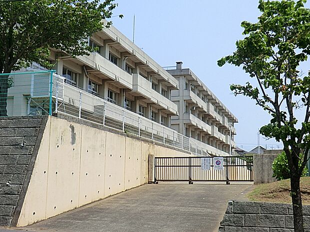 千葉市立土気南小学校まで約1410m(徒歩18分)