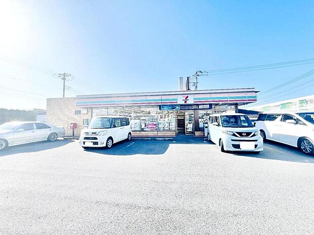 セブン-イレブン 木更津東太田2丁目店まで約660m（徒歩9分）