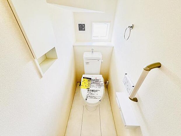 ほっと安らげるトイレ空間です。