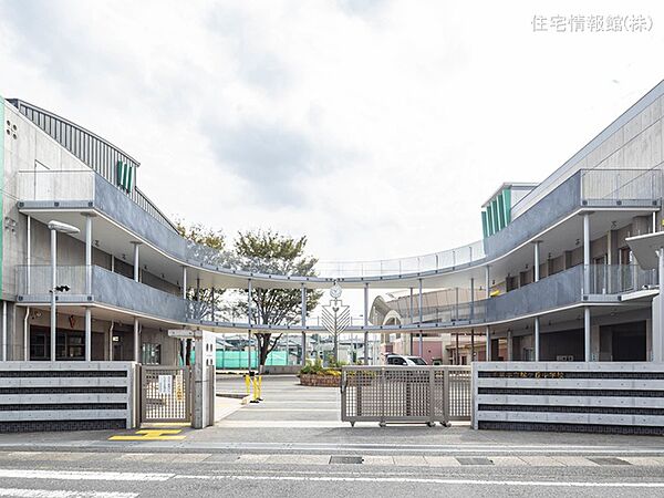 千葉市立 松ケ丘中学校まで約1030m（徒歩13分）