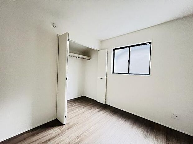 子供部屋にもちょうど良い大きさのお部屋です。