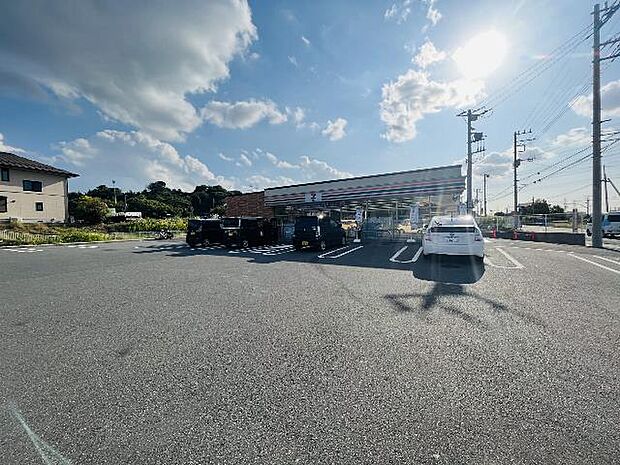 セブン-イレブン 市原椎津店まで約903m(徒歩12分)