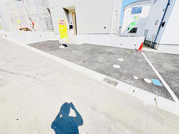 駐車場ももちろん完備しておりますのでお車所有の方にも心強いです。