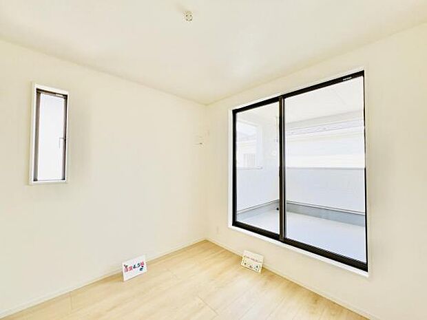 子供部屋にもちょうど良い大きさのお部屋です。