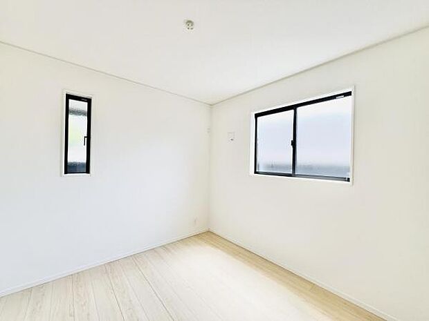 子供部屋にもちょうど良い大きさのお部屋です。