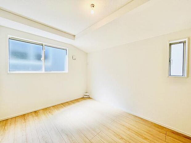 子供部屋にもちょうど良い大きさのお部屋です。