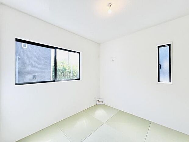 和室スペースです。畳のお部屋は寛げる空間ですね。