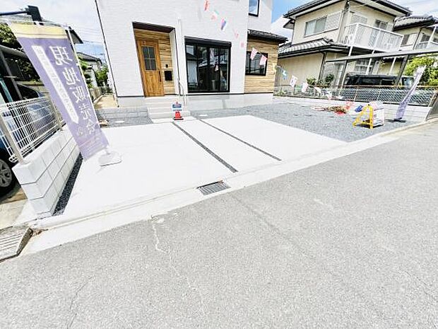 駐車場ももちろん完備しておりますのでお車所有の方にも心強いです。