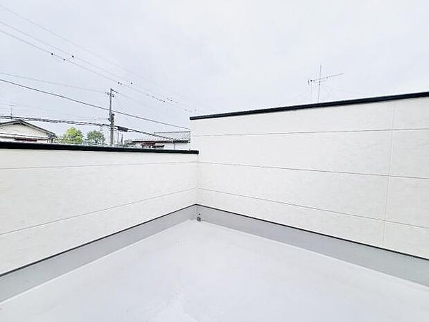 お洗濯ものを気持ち良く太陽の光で干せるのが嬉しいですね。
