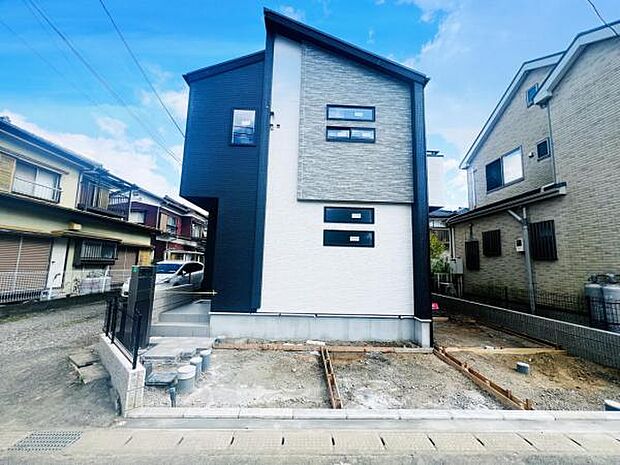 外壁はサイディングです。