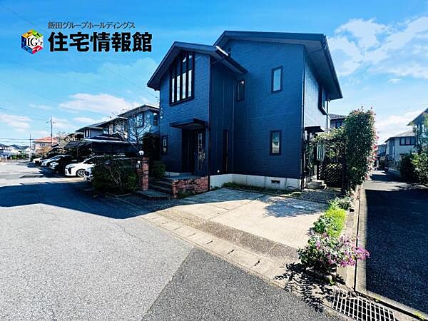 間取はファミリーにもおすすめ4LDKの中古戸建です。