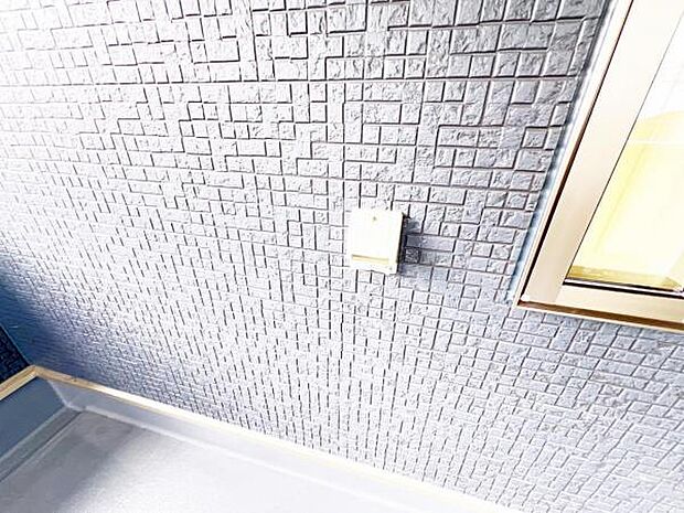 バルコニーにもコンセントがございます。