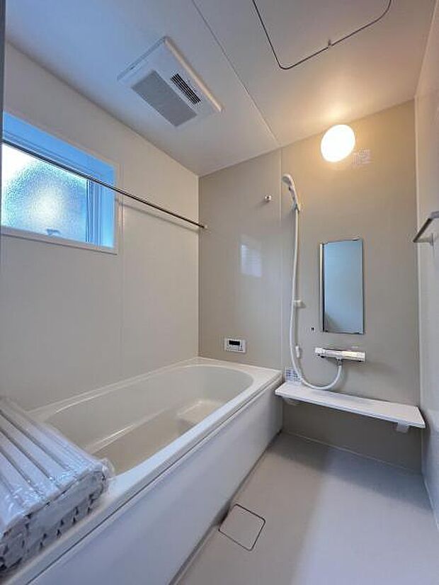 お風呂でほっとひといき。1日の疲れを癒しましょう。